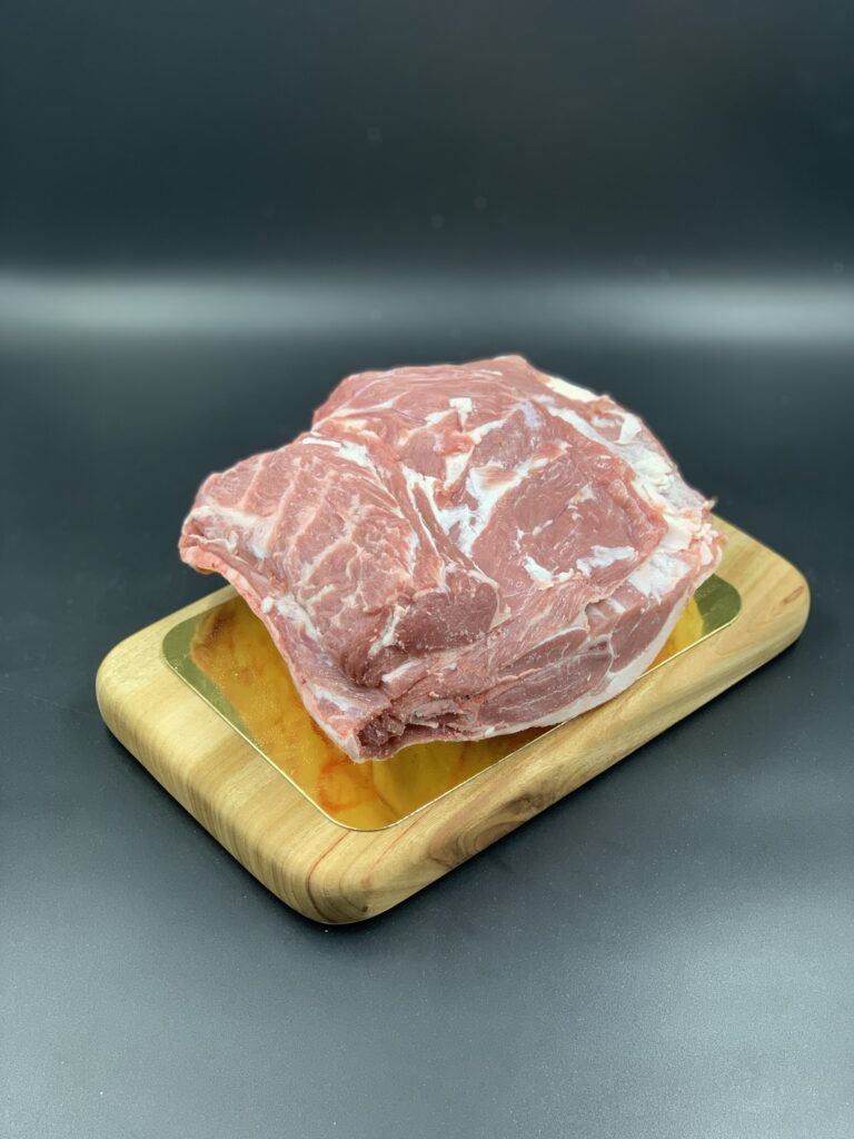 Lamb Shoulder 1.6kg